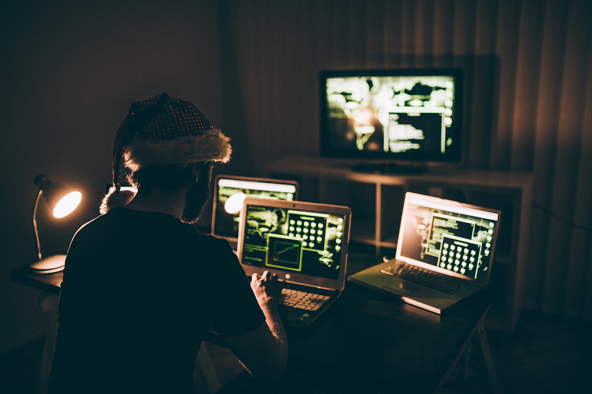 Don’t Let Scammers Steal Your Holiday Cheer